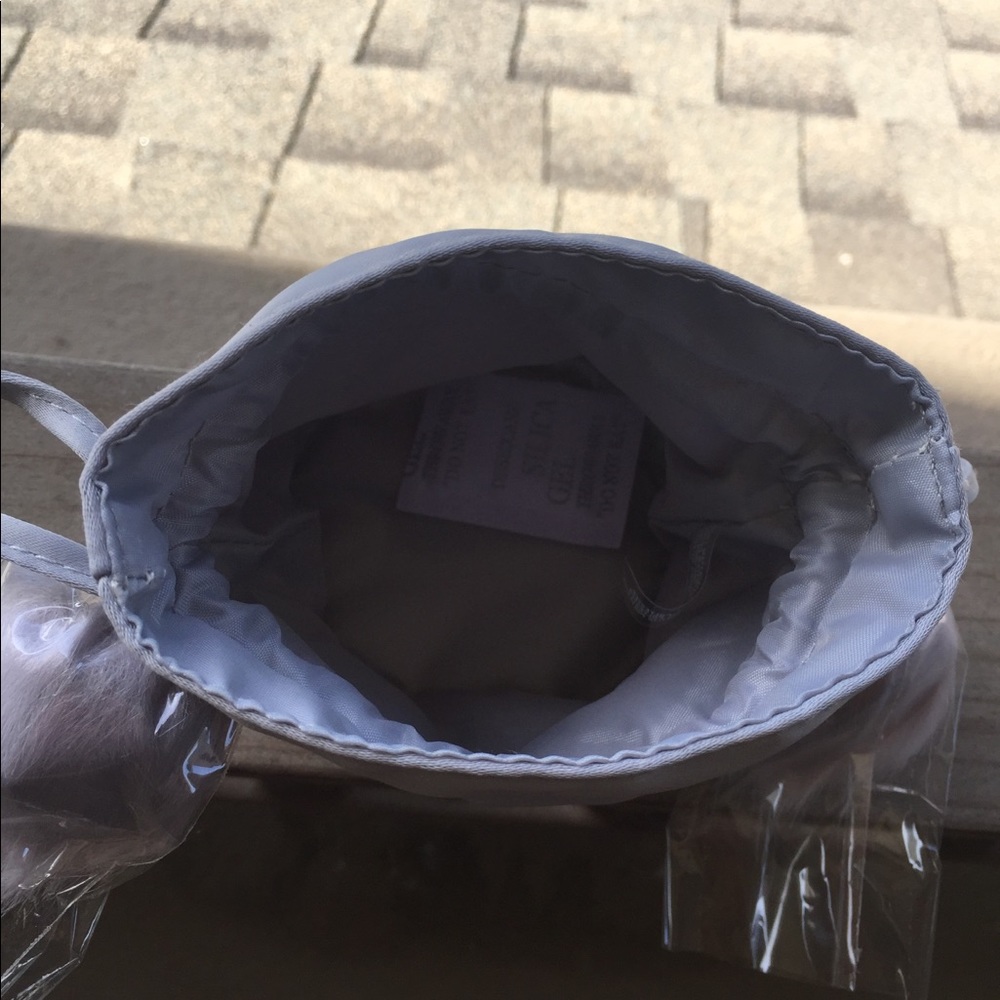 Mac Makeup Bundle - image 3